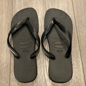 HAVAIANAS Black Flip Flop Size W 9/10 M 8
